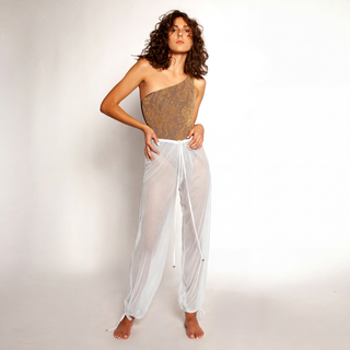 Mimi Mesh White Model